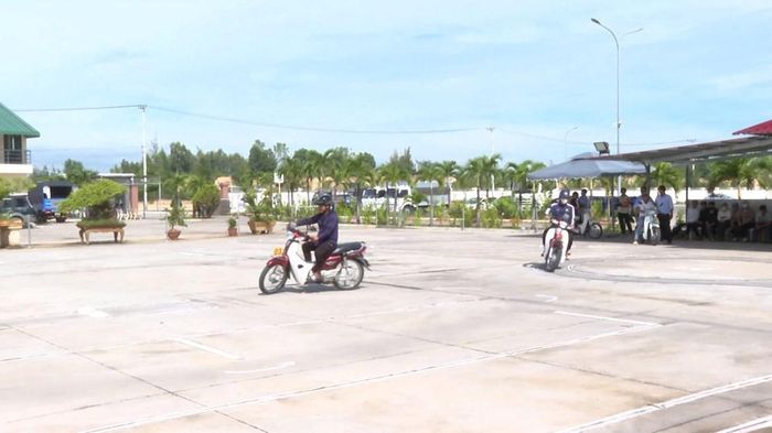 Từ giữa tháng 8.2025 đến nay, Công an tỉnh Gia Lai đã tổ chức 13 kỳ sát hạch giấy phép lái xe hạng A1 miễn phí cho 862 người thuộc hộ nghèo, cận nghèo tại các xã đặc biệt khó khăn