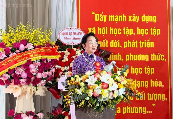 GS.TS. Nguyễn Thị Doan, Chủ tịch Hội Khuyến học Việt Nam phát biểu