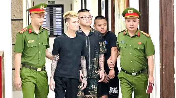 Các đối tượng tại cơ quan công an (Ảnh: Công an tỉnh Thanh Hóa)