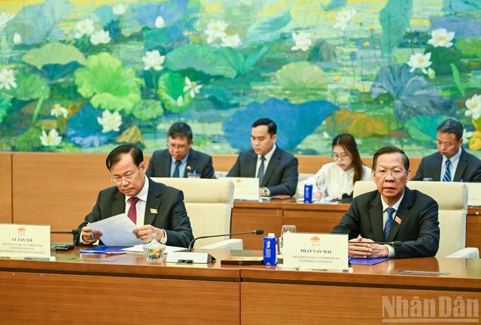 Các đại biểu Quốc hội Việt Nam tại hội kiến. (Ảnh: DUY LINH)