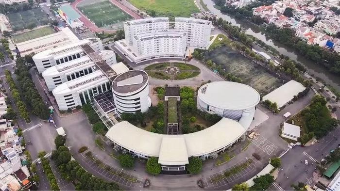 Học viện Cán bộ Thành phố Hồ Chí Minh nhìn từ trên cao. (Ảnh: TÙNG ANH)