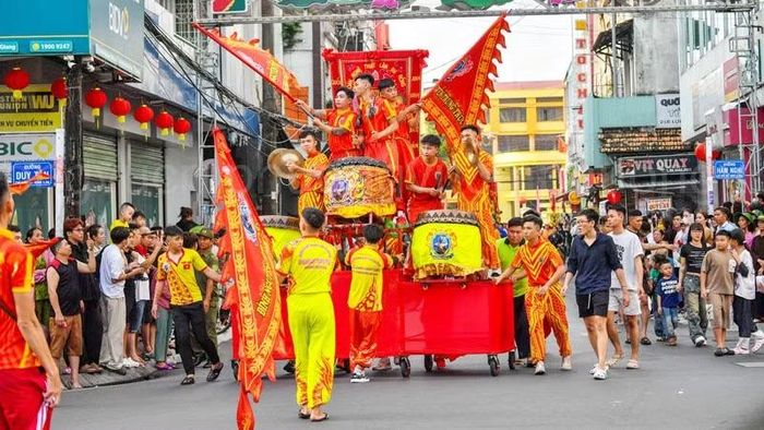 Hoạt động tại Lễ dâng hương tưởng niệm 158 năm Anh hùng dân tộc Nguyễn Trung Trực hy sinh. (Ảnh: PHƯƠNG VŨ)