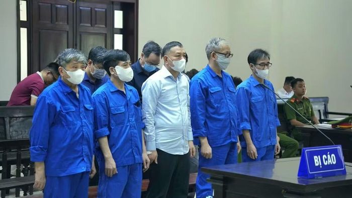 Các bị cáo tại phiên phúc thẩm. (Ảnh: MH)