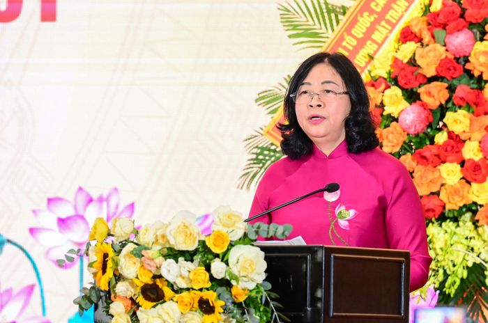 Đồng chí Bùi Thị Minh Hoài phát biểu tại đại hội. Ảnh: ĐỖ TRUNG