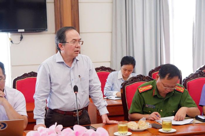  PGS - BS Đỗ Kim Quế, Phó Giám đốc Bệnh viện Thống Nhất phát biểu. Ảnh: SONG MAI 