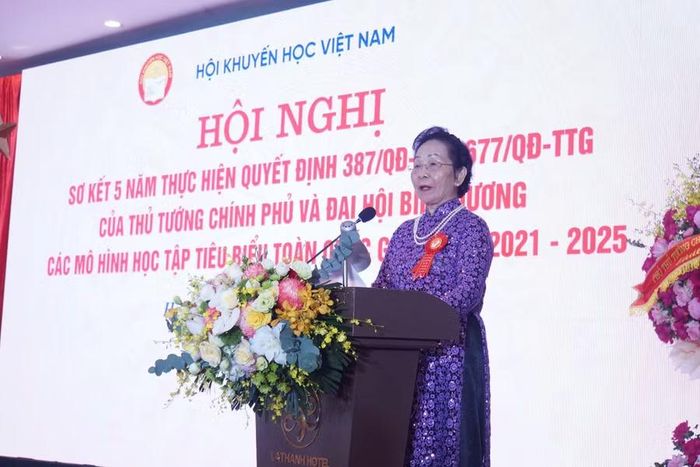 GS.TS Nguyễn Thị Doan, Chủ tịch Hội Khuyến học Việt Nam.