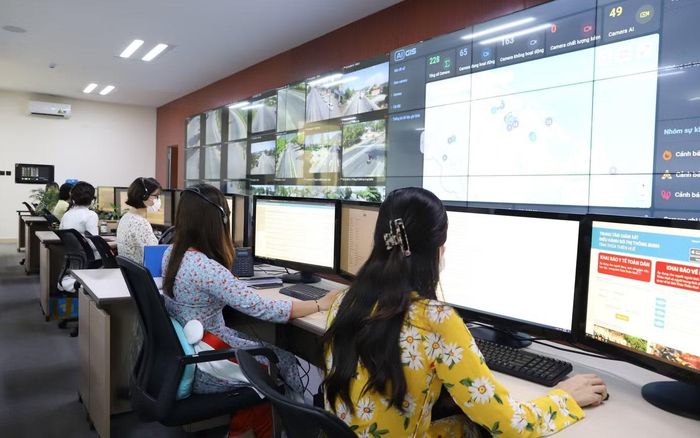 Các cơ quan, đơn vị được giao xử lý phải nghiên cứu, xem xét và cập nhật phản hồi trên Hue-S trong thời hạn 2 ngày kể từ khi tiếp nhận hiến kế trên hệ thống.