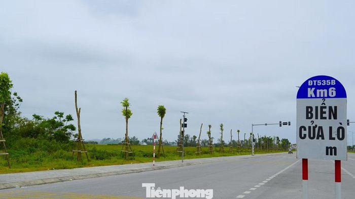 Vị trí xây dựng trung tâm hành chính tỉnh Nghệ An cách biển Cửa Lò khoảng 5 km.