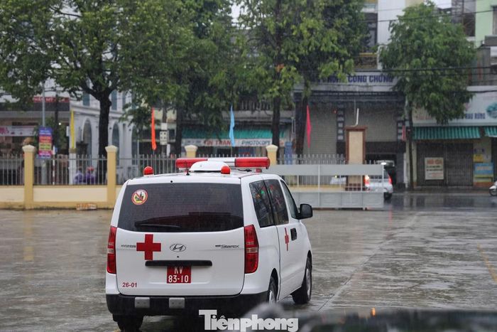 Qua hơn 2 tháng, 12 đội lấy mẫu sinh phẩm hài cốt liệt sĩ của tỉnh Quảng Ngãi đã hoàn thành khai quật hơn 13.500 phần mộ tại 113 nghĩa trang liệt sĩ, thu nhận hơn 9.000 mẫu sinh phẩm đủ điều kiện giám định ADN. Đến nay, Bộ Chỉ huy Quân sự tỉnh Quảng Ngãi đã bàn giao hơn 6.800 mẫu cho Viện Pháp y Quân đội để thực hiện các bước giám định.