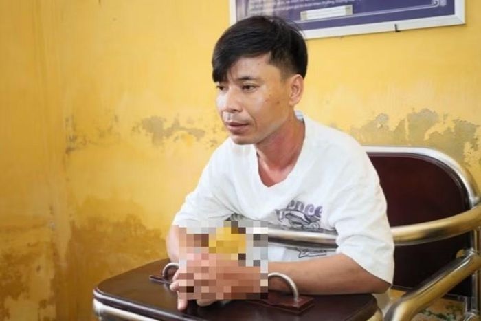 Đối tượng Trần Chí Công tại cơ quan công an.