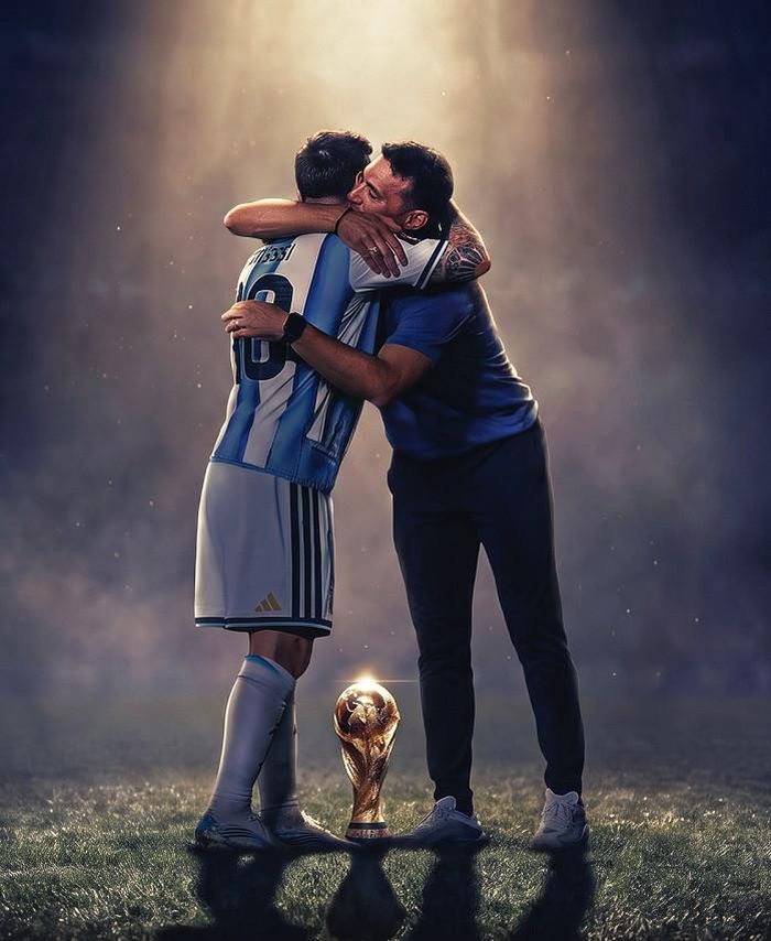 Dưới thời Scaloni, Messi đạt được mọi thứ cùng tuyển Argentina: 2 danh hiệu Copa America, 1 cúp vàng thế giới. Số 10 cũng ghi được tổng cộng 61 bàn trong giai đoạn này và ấn tượng ở chỗ, tất cả được ghi khi Messi đã bước sang tuổi 31. Ảnh: The Touchline