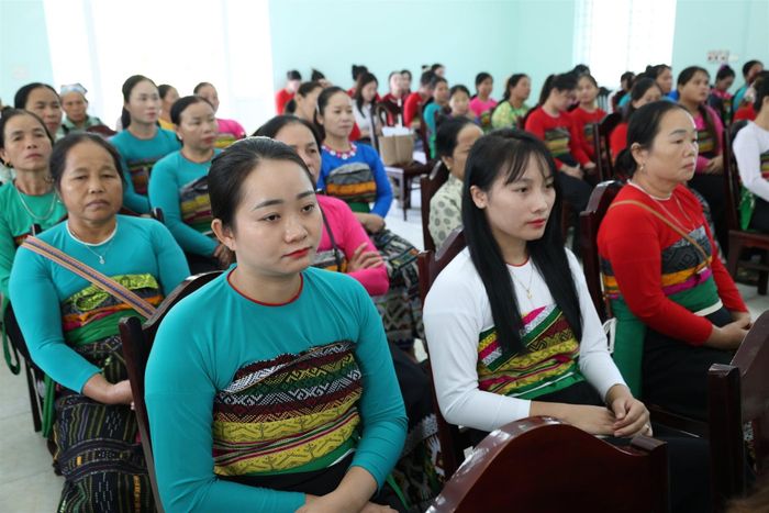 Mô hình được kỳ vọng sẽ bảo vệ những trường hợp có nguy cơ hoặc đang chịu tổn thương trong đời sống gia đình, xã hội. Ảnh: XTH