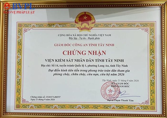  Giấy chứng nhận VKSND tỉnh Long An là tập thể điển hình tiên tiến trong phong trào toàn dân tham gia phòng cháy, chữa cháy và cứu nạn, cứu hộ năm 2026.