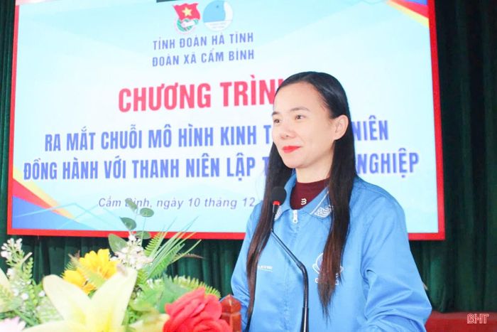 Chị Nguyễn Thị Huyền Trang - Bí thư Đoàn xã, Chủ tịch Hội LHTN Việt Nam xã Cẩm Bình.