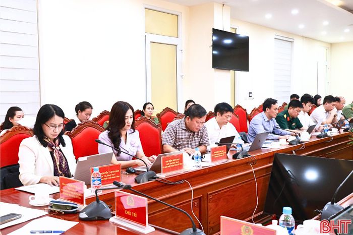 Các đại biểu tham dự hội nghị.