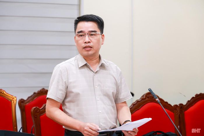 Lãnh đạo Sở Tư pháp Hà Tĩnh phát biểu tại hội nghị.