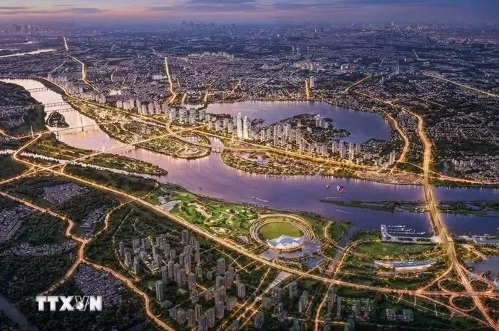Quy hoạch sông Hồng được kỳ vọng mở thêm không gian và tạo động lực cho du lịch Thủ đô "cất cánh" trong tương lai. (Ảnh: TTXVN)