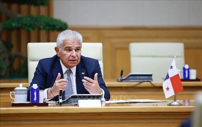Tổng thống Panama José Raúl Mulino phát biểu tại cuộc hội kiến Thủ tướng Lê Minh Hưng. Ảnh: Dương Giang/TTXVN