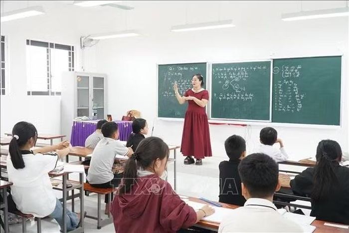 Nghệ An sẽ tập trung rà soát thiếu giáo viên theo từng môn, từng trường và từng địa bàn, thay vì chỉ tính theo tổng số.