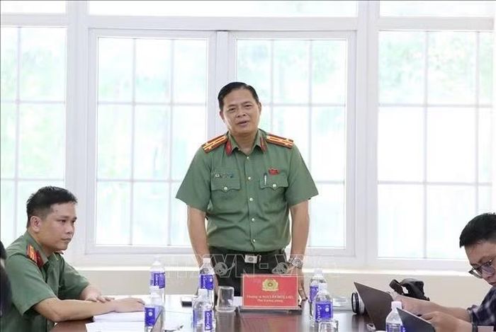 Thượng tá Nguyễn Hữu Liệu, Phó Trưởng phòng Cảnh vệ miền Nam (Bộ Tư lệnh Cảnh vệ), trong một cuộc họp tại đơn vị. Ảnh: Hồng Đạt/TTXVN