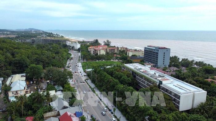 Hạ tầng tại phường Dương Đông, đặc khu Phú Quốc đang ngày càng hoàn thiện. Ảnh: Huy Hùng - TTXVN 
