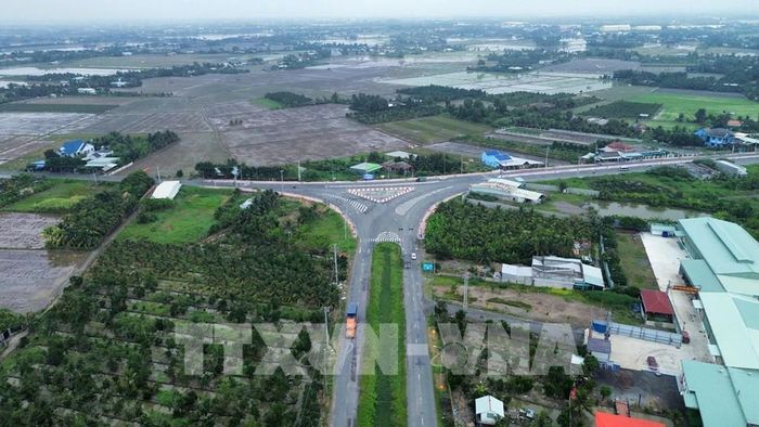 Khu vực dự kiến khởi công đoạn đầu tuyến Dự án đường Tân An – Bình Hiệp, công trình có vai trò kết nối trung tâm tỉnh Tây Ninh với vùng Đồng Tháp Mười, Khu kinh tế cửa khẩu quốc tế Bình Hiệp và mạng lưới giao thông liên vùng, tạo thuận lợi cho lưu thông hàng hóa, đi lại của người dân và mở rộng không gian phát triển kinh tế - xã hội. Ảnh: Bùi Giang - TTXVN