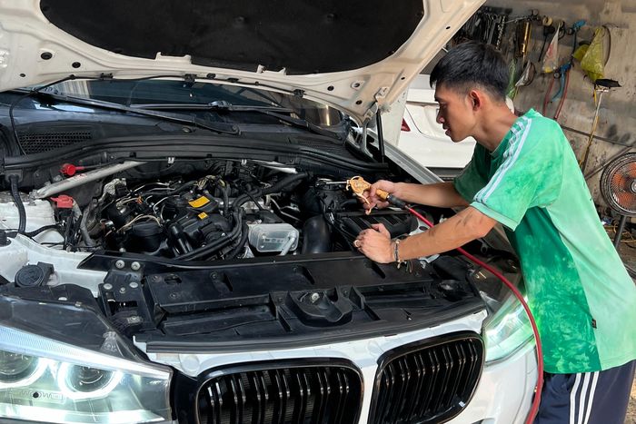 Bảo dưỡng là khoản không nên tùy tiện cắt giảm chỉ để tiết kiệm trong ngắn hạn nếu không sẽ có thể trở thành hư hỏng lớn nếu kéo dài. (Ảnh: Phương Linh)