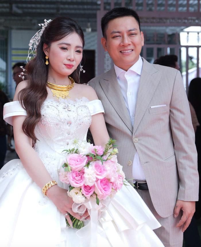 Đám cưới của Hoài Lâm được tổ chức tại Vĩnh Long vào ngày 6/10.