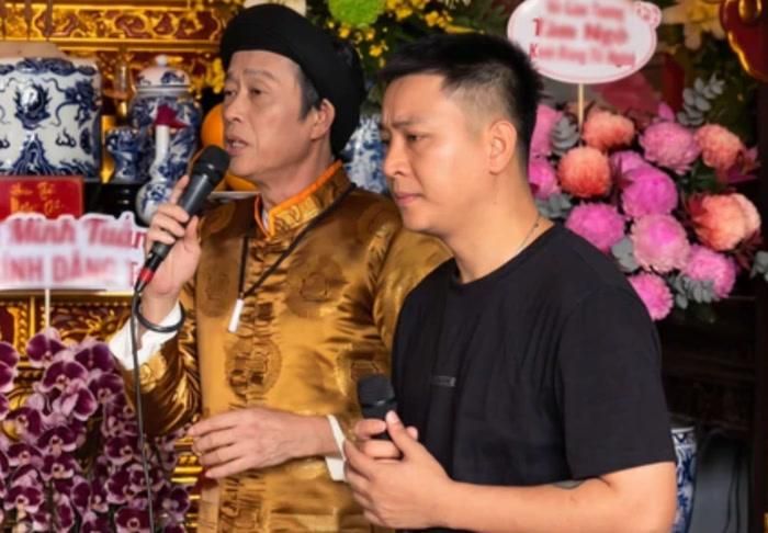 Hoài Linh và Hoài Lâm tại Nhà thờ Tổ.