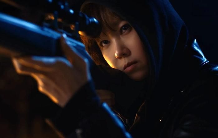 Gong Hyo Jin hóa thân Yoo Bo Na, người vợ và mẹ có thân phận sát thủ bí mật trong A Bona Fide Killer.