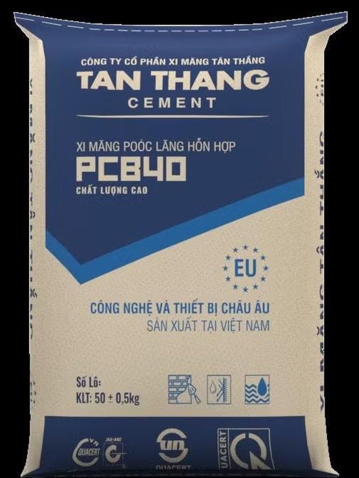 Mặt trước bao xi măng Tân Thắng PCB40 chất lượng cao