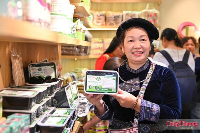 "Sức sống hàng Việt" thúc đẩy tiêu thụ đặc sản Cao Bằng.