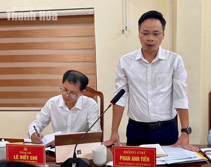 Đại diện lãnh đạo xã Thiệu Tiến phát biểu ý kiến tại buổi giám sát.