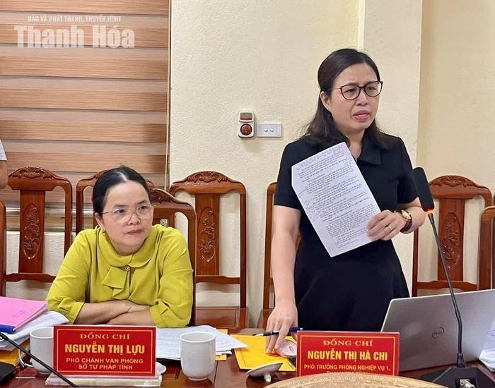Thành viên Đoàn giám sát phát biểu tại buổi giám sát.
