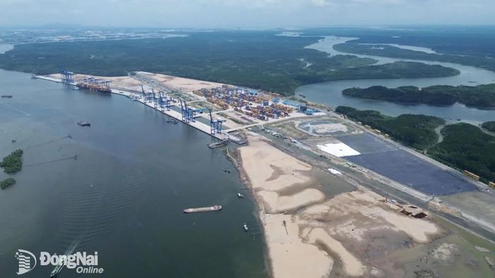Khu bến cảng Phước An nằm trong hành lang hàng không - cảng biển - logistics - dịch vụ hiện đại. Ảnh: tư liệu