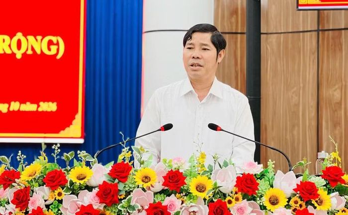  Đồng chí Trần Minh Sơn - Ủy viên Ban Thường vụ Tỉnh ủy, Phó Chủ tịch Thường trực Ủy ban MTTQ Việt Nam tỉnh Gia Lai phát biểu chỉ đạo hội nghị. Ảnh: Đỗ Hằng 