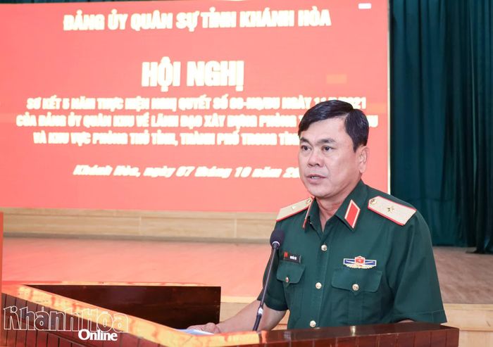 Thiếu tướng Nguyễn Túy phát biểu tại hội nghị.