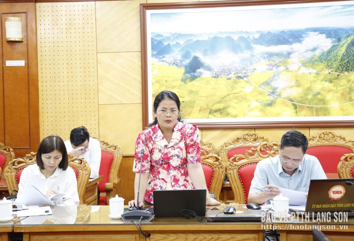 Lãnh đạo Sở Nông nghiệp và Môi trường phát biểu nội dung liên quan đến lĩnh vực ngành phụ trách