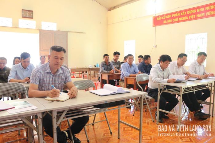 Các đại biểu tham dự hội nghị