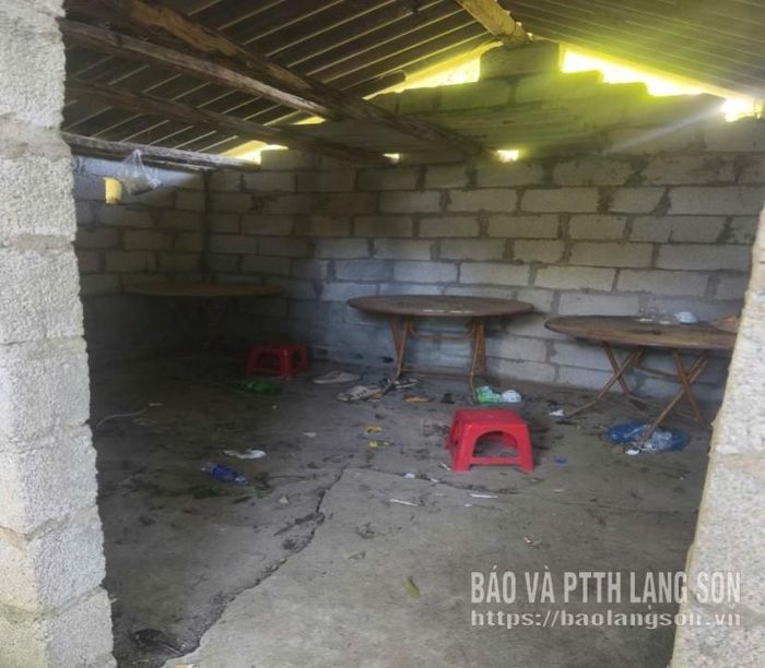 Lán trại đối tượng Phương Văn Kỳ sử dụng để lẩn trốn trước khi bị bắt giữ