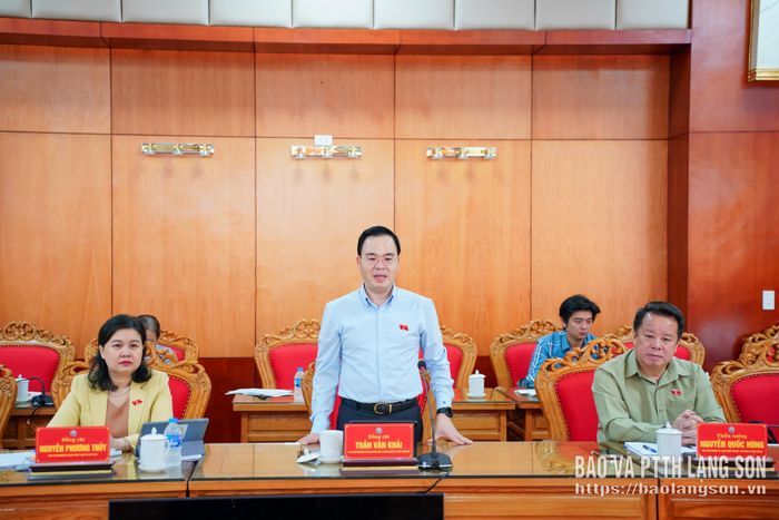 Đồng chí Trần Văn Khải, Phó Chủ nhiệm Ủy ban KHCN và Môi trường của Quốc hội, Phó Trưởng Đoàn giám sát phát biểu kết luận buổi làm việc