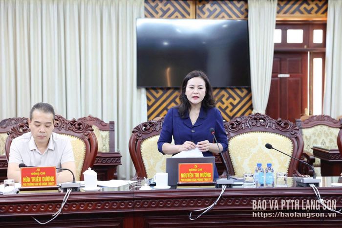 Lãnh đạo Văn phòng Tỉnh ủy phát biểu tại buổi làm việc