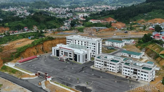 Công trình có tổng mức đầu tư 253 tỷ đồng, quy mô 250 giường bệnh.
