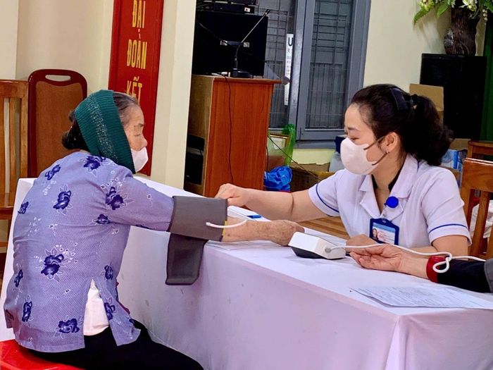 KSK miễn phí cho người cao tuổi tại Tổ dân phố Phan Chu Trinh, phường Lâm Viên - Đà Lạt