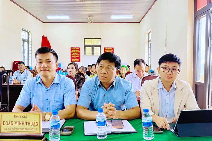 Đại biểu HĐND xã Quảng Trực sẽ dễ dàng tra cứu các kiến nghị của cử tri, kết quả giải quyết và trả lời chính xác tại các cuộc tiếp xúc