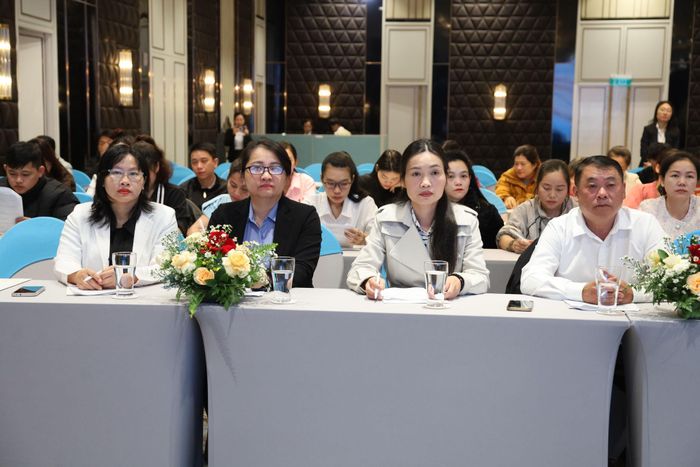 Các đại biểu tham dự