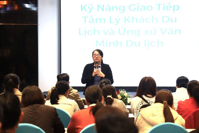 Các học viên được nghiên cứu các kỹ năng nghiệp vụ buồng, góp phần nâng cao chất lượng phục vụ tại các cơ sở lưu trú trên địa bàn