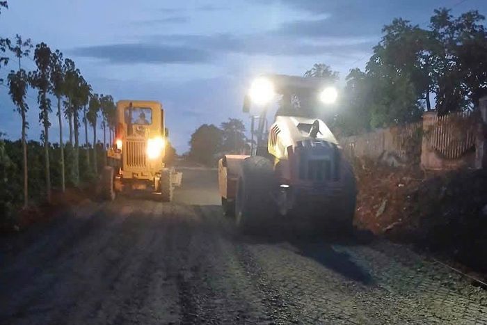 Nhiều nhà thầu tăng ca, tăng kíp, đẩy nhanh tiến độ công trình tại xã Thuận An (Lâm Đồng)