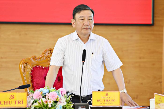 Phó Bí thư Tỉnh ủy Lâm Đồng Bùi Thắng phát biểu tại buổi làm việc