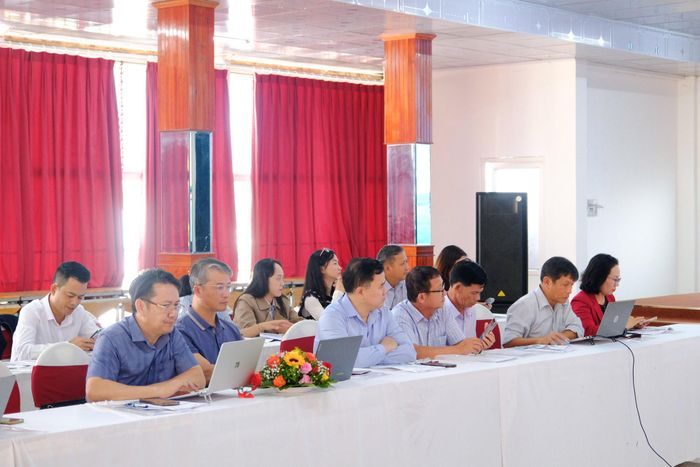 Các đại biểu tham dự hội nghị